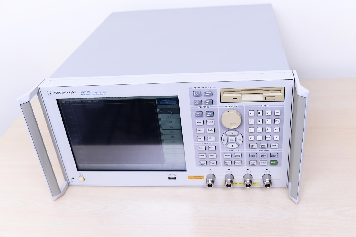 ВЧ aнализатор цепей серии ENA Agilent Е5071В